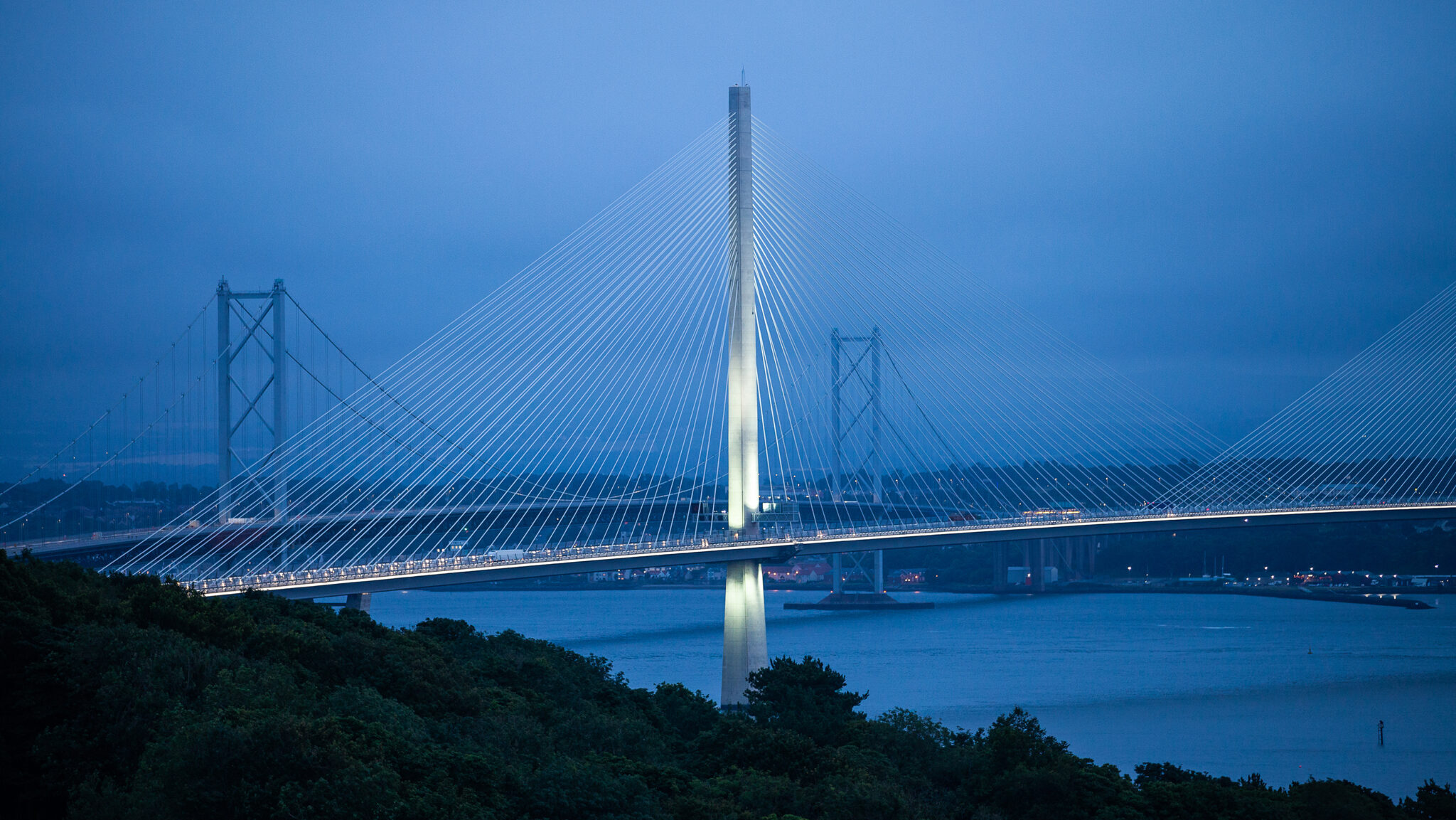 QUEENSFERRY CROSSING ARCHITECTURAL LIGHTING UPGRADE