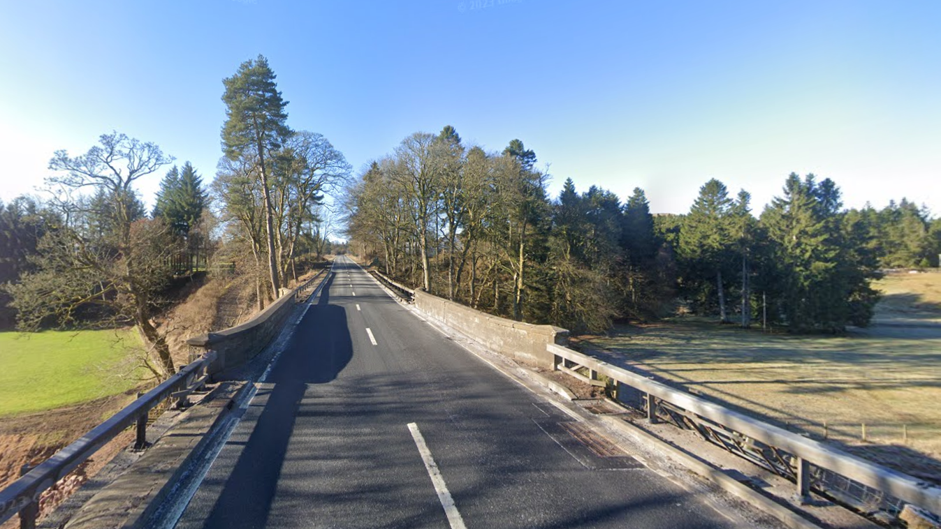 BRIDGE WORKS ON A702 SOUTH OF WEST LINTON