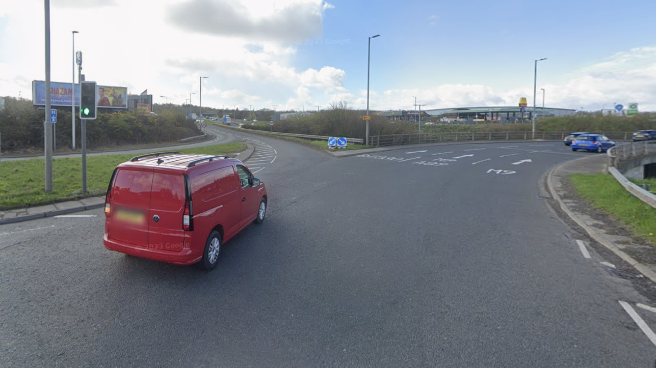 BRIDGE REPAIRS ON M9 JUNCTION 1 SOUTHBOUND ON-SLIP