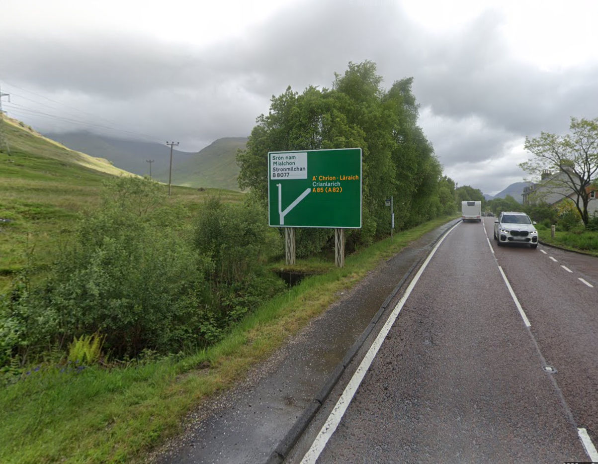 NIGHT TIME RESURFACING ON A85 EAST OF LOCHAWE