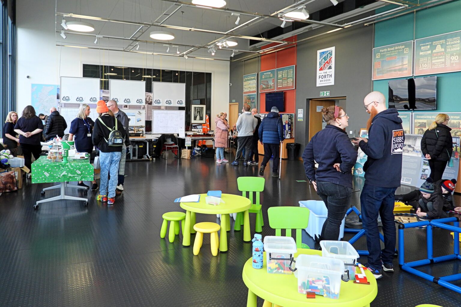 VISITORS TOUR FORTH ROAD BRIDGE ON DOORS OPEN DAY BEAR Scotland