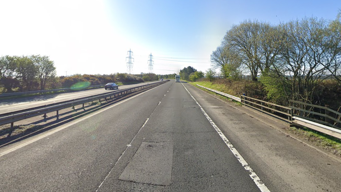 BRIDGE WORKS ON M9 BETWEEN JUNCTIONS 9 AND 8 SOUTHBOUND