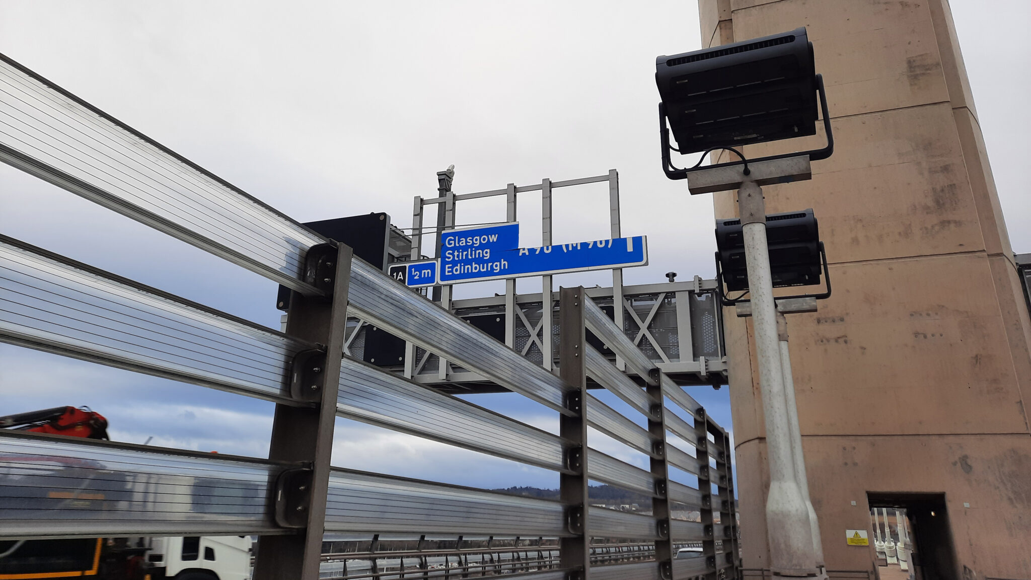 GANTRY SIGN REMOVAL ON QUEENSFERRY CROSSING