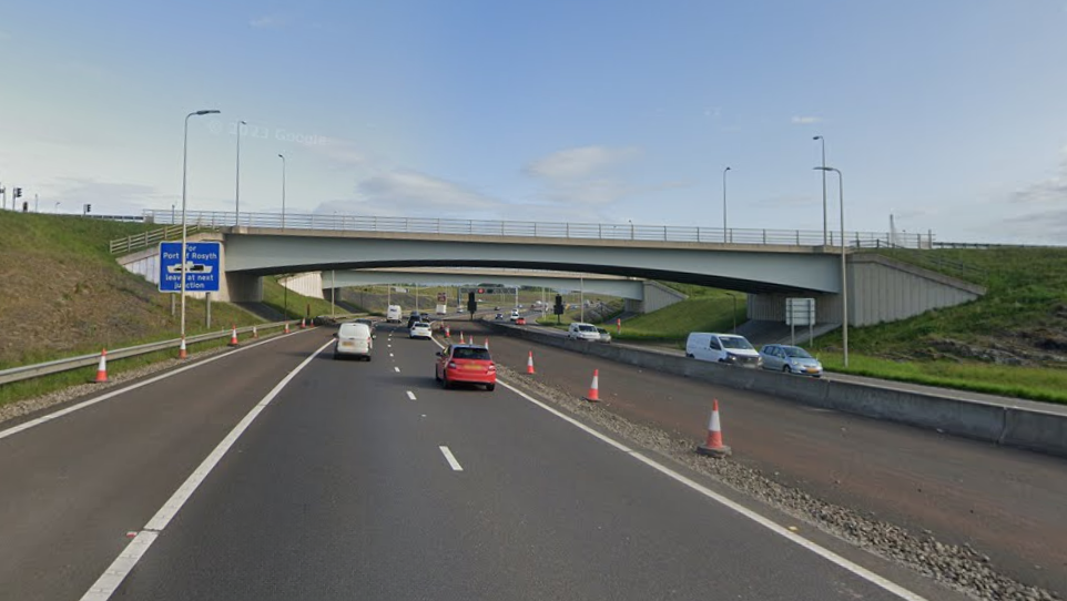 BRIDGE WORKS AT M90 JUNCTION 1A